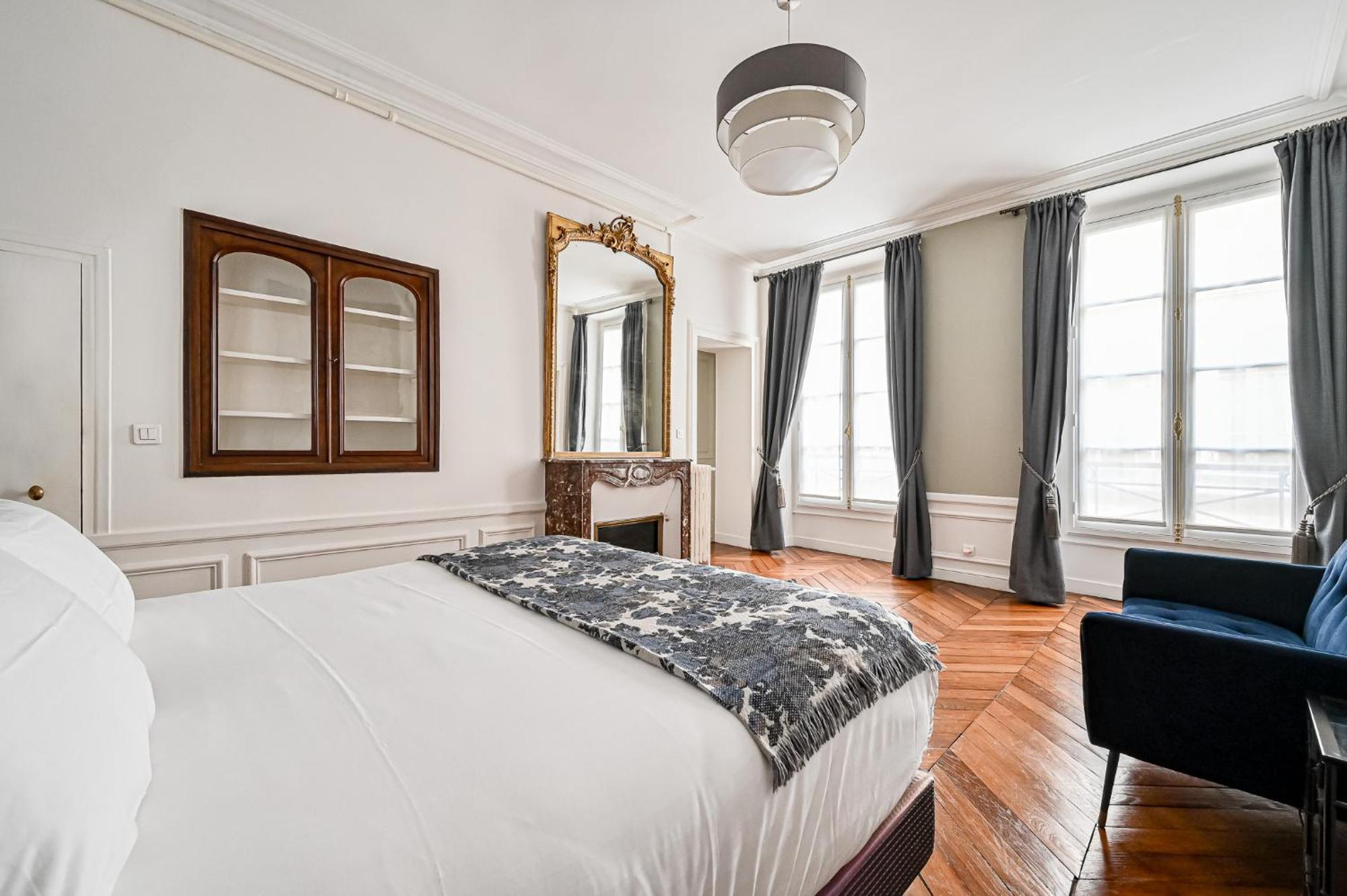 Appartement De Luxe - Assemblee Nationale Paris Dış mekan fotoğraf